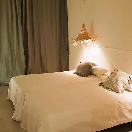Collection Port - B&B Boutique , Alicante Center-2